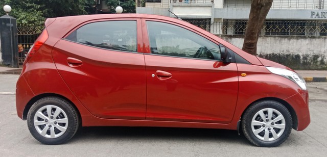 Second-hand 2012 Hyundai EON Magna for sale in Mumbai-1