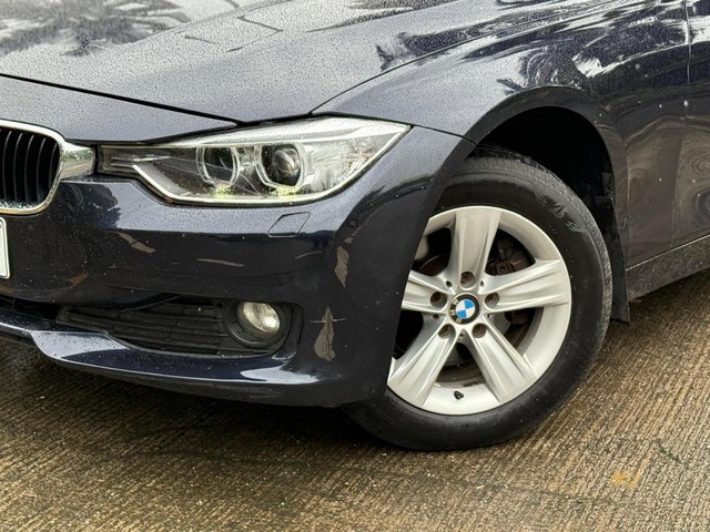 Second-hand 2014 BMW 3 Series 320d Luxury Plus for sale in Mumbai-17