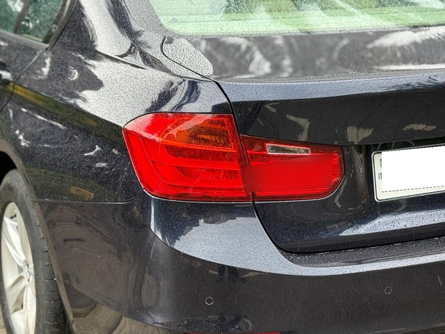 Second-hand 2014 BMW 3 Series 320d Luxury Plus for sale in Mumbai-9