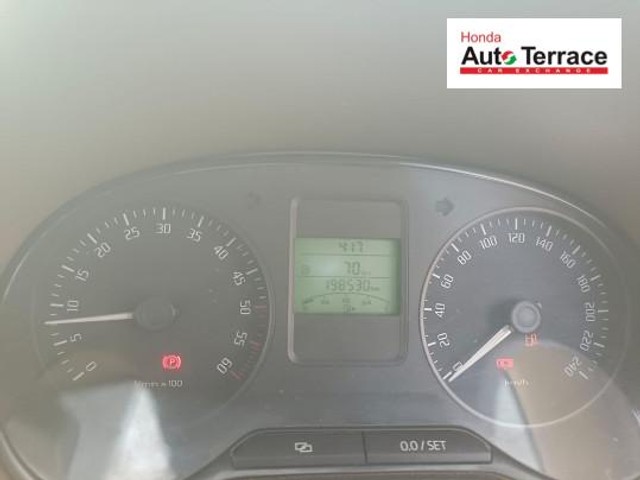 Skoda Rapid 1.5 TDI Ambition Plus Second-hand 2014 Skoda Rapid 1.5 TDI Ambition Plus for sale in Pondicherry-9