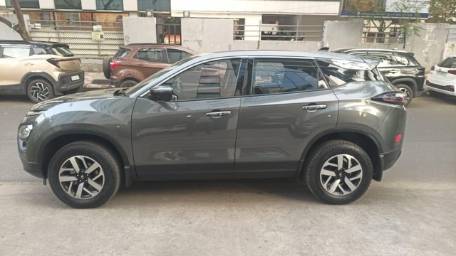 Second-hand 2022 Tata Harrier XZA Plus AT BSVI for sale in Chennai-3
