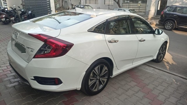 Second-hand 2019 Honda Civic ZX Diesel for sale in Chennai-4