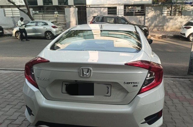 Second-hand 2019 Honda Civic ZX Diesel for sale in Chennai-1