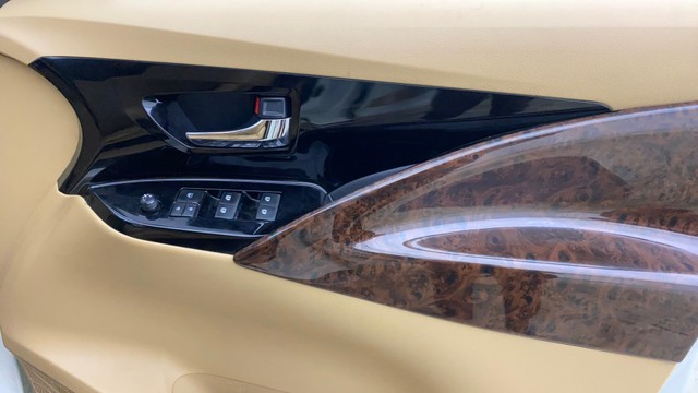 Second-hand 2017 Toyota Innova Crysta 2.4 VX 7Str for sale in Thane-6