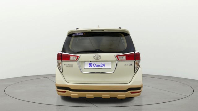 Second-hand 2017 Toyota Innova Crysta 2.4 VX 7Str for sale in Thane-15