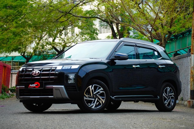 Second-hand 2024 Hyundai Creta SX (O) iVT for sale in Kolkata-19