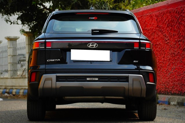 Second-hand 2024 Hyundai Creta SX (O) iVT for sale in Kolkata-2