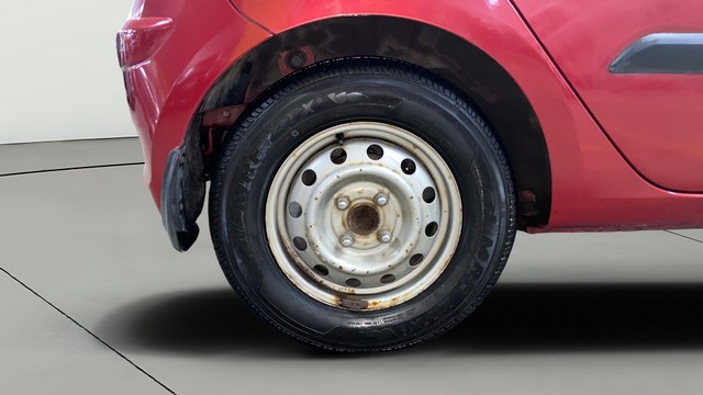 Hyundai i10 Era 1.1 iTech SE Second-hand 2012 Hyundai i10 Era 1.1 iTech SE for sale in Surat-25