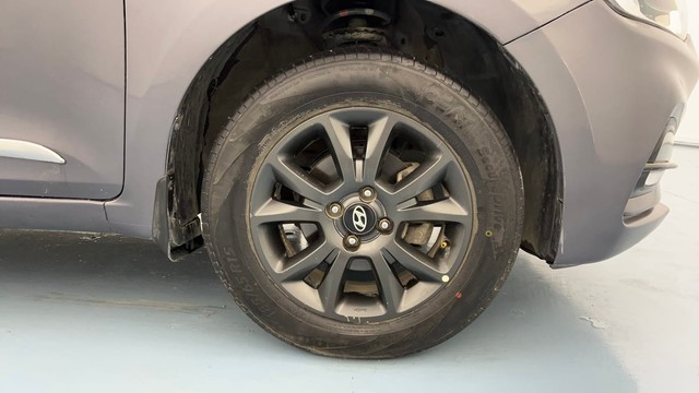 Second-hand 2018 Hyundai i20 1.2 Asta for sale in Lucknow-17