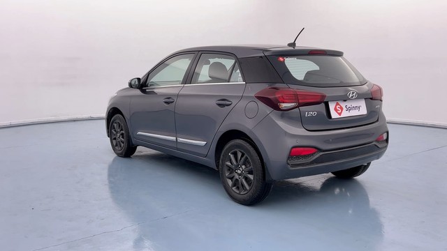 Second-hand 2018 Hyundai i20 1.2 Asta for sale in Lucknow-5