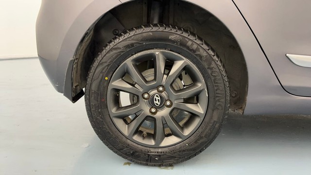 Second-hand 2018 Hyundai i20 1.2 Asta for sale in Lucknow-18