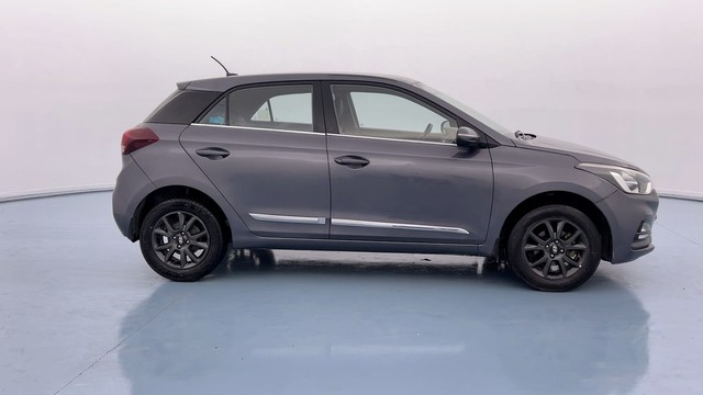 Second-hand 2018 Hyundai i20 1.2 Asta for sale in Lucknow-2