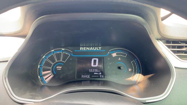 Second-hand 2019 Renault Triber RXZ for sale in Patna-24