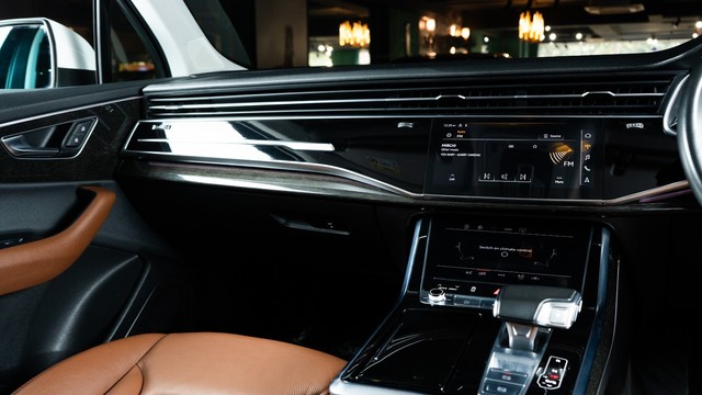 Second-hand 2022 Audi Q7 Technology 2022-2022 for sale in New Delhi-6