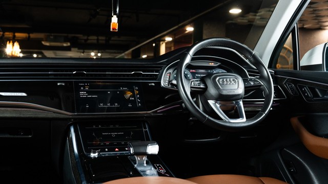 Second-hand 2022 Audi Q7 Technology 2022-2022 for sale in New Delhi-12