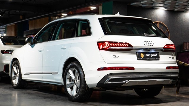 Second-hand 2022 Audi Q7 Technology 2022-2022 for sale in New Delhi-5