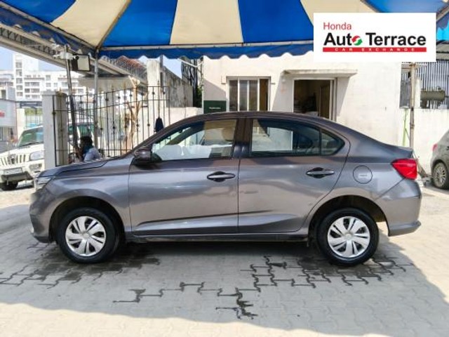 Second-hand 2018 Honda Amaze S i-VTEC for sale in Chennai-6