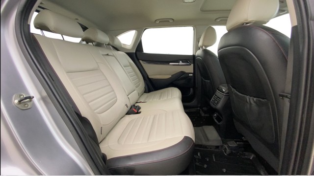 Kia Seltos GTX Plus DCT Second-hand 2020 Kia Seltos GTX Plus DCT for sale in Ahmedabad-16