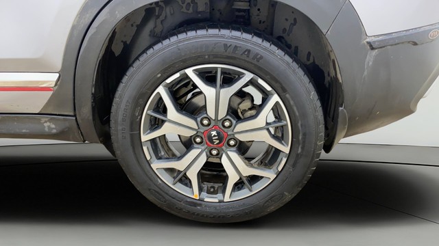 Kia Seltos GTX Plus DCT Second-hand 2020 Kia Seltos GTX Plus DCT for sale in Ahmedabad-27