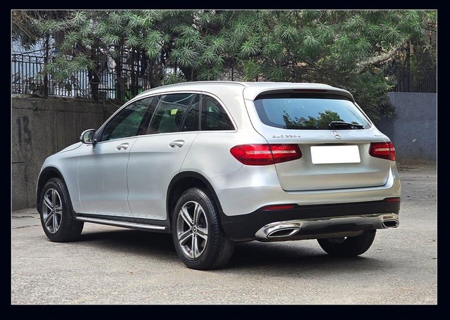 Mercedes-Benz GLC 220d 4MATIC Style Second-hand 2017 Mercedes-Benz GLC 220d 4MATIC Style for sale in New Delhi-15