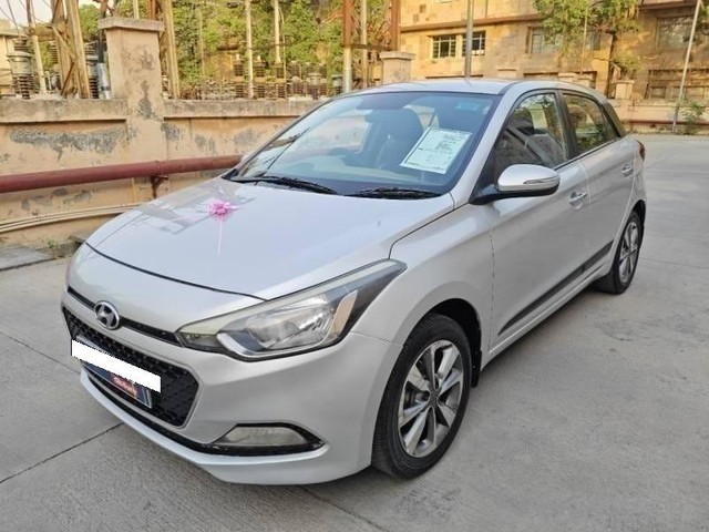 Second-hand 2015 Hyundai i20 Asta 1.2 for sale in Noida-2