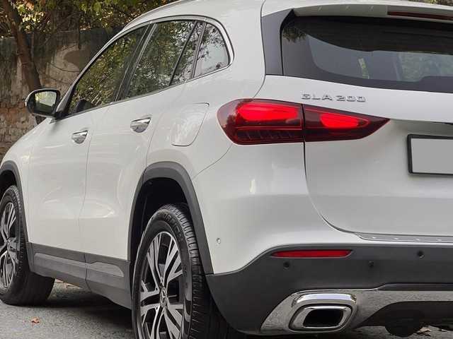 Second-hand 2024 Mercedes-Benz GLA 200 for sale in New Delhi-19