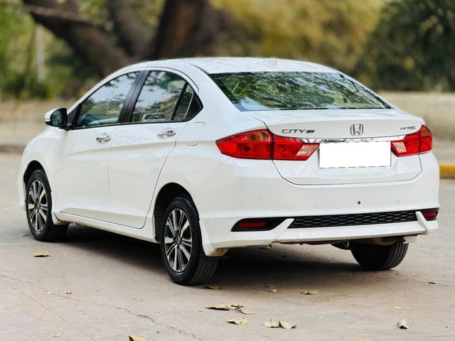 Second-hand 2017 Honda City i VTEC V for sale in Pune-5