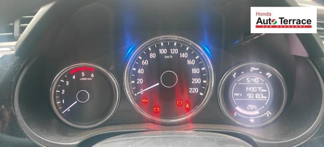 Second-hand 2017 Honda City V MT AVN for sale in Visakhapatnam-4