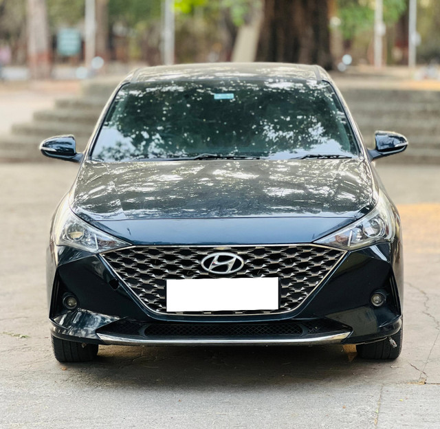 Second-hand 2021 Hyundai Verna SX Diesel for sale in Pune-3