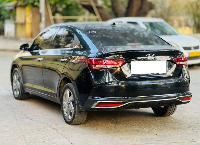 Second-hand 2021 Hyundai Verna SX Diesel for sale in Pune-6