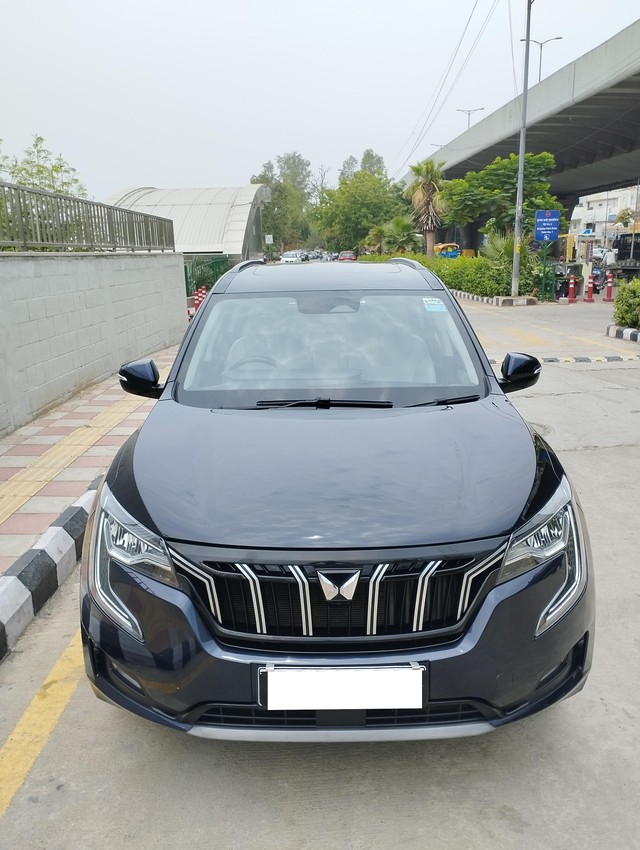 Mahindra XUV700 AX7 7Str AT Second-hand 2024 Mahindra XUV700 AX7 7Str AT for sale in New Delhi-0