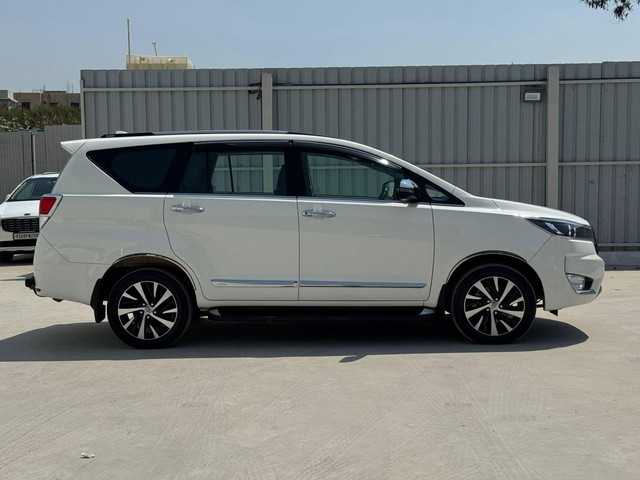 Toyota Innova Crysta 2.4 Zx 7Str Second-hand 2024 Toyota Innova Crysta 2.4 Zx 7Str for sale in Hyderabad-1