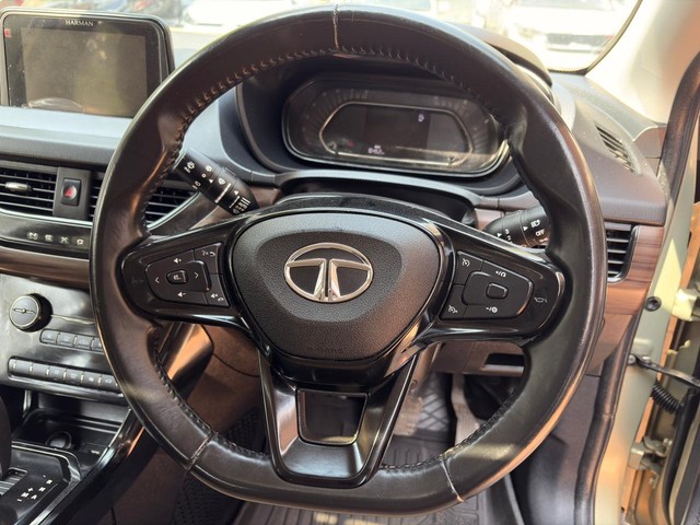 Tata Nexon XZA Plus LUXS Kaziranga AMT Second-hand 2023 Tata Nexon XZA Plus LUXS Kaziranga AMT for sale in Thane-16