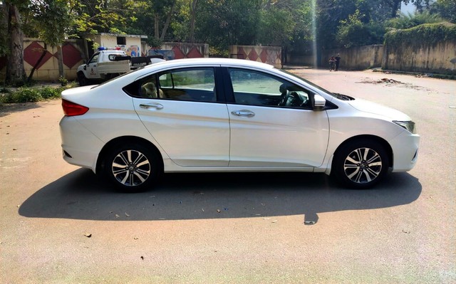 Honda City i VTEC V Second-hand 2017 Honda City i VTEC V for sale in New Delhi-5