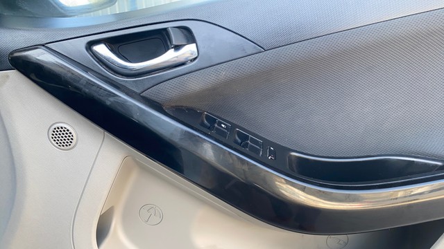 Second-hand 2019 Tata Nexon 1.2 Revotron XZ Plus Dual Tone for sale in Jaipur-17