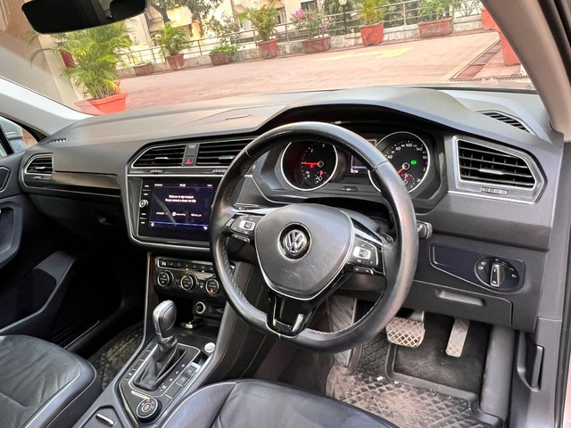 Second-hand 2019 Volkswagen Tiguan 2.0 TDI Highline for sale in Mumbai-6