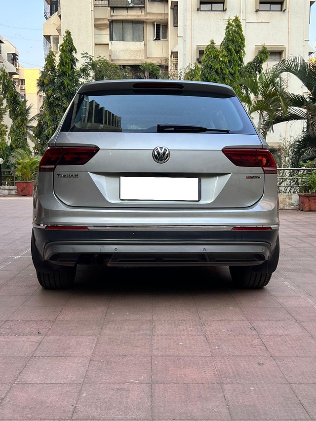 Second-hand 2019 Volkswagen Tiguan 2.0 TDI Highline for sale in Mumbai-2