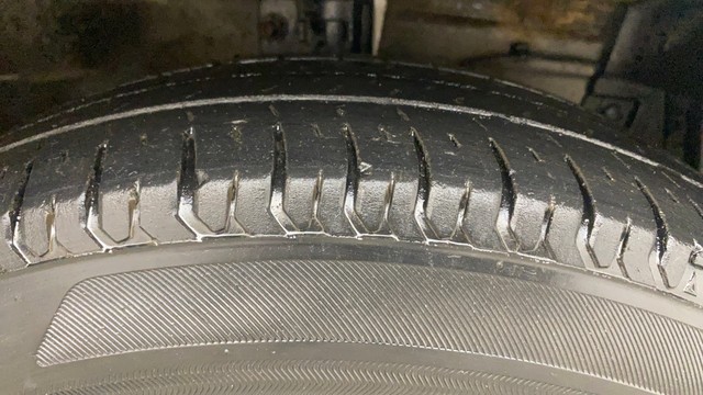 Second-hand 2017 Maruti Suzuki Swift Dzire VDI for sale in Hyderabad-10