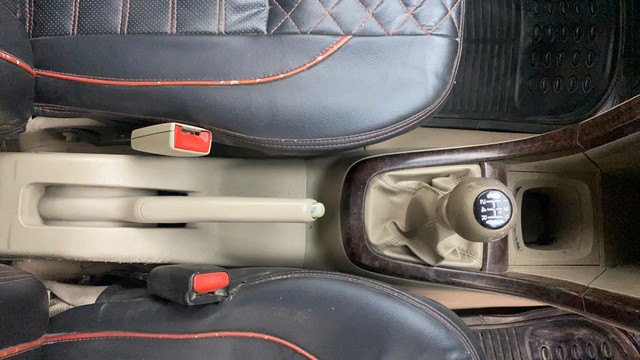 Second-hand 2017 Maruti Suzuki Swift Dzire VDI for sale in Hyderabad-22