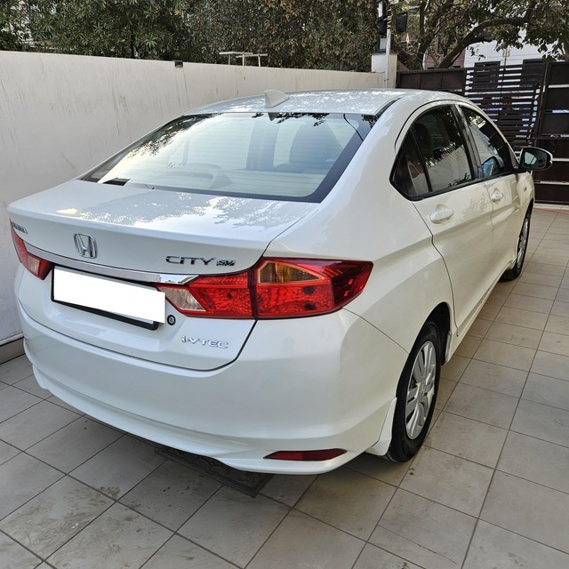 Second-hand 2016 Honda City i VTEC VX for sale in Gurgaon-8