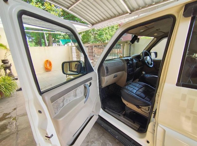 Second-hand 2014 Mahindra Scorpio VLX 2WD BSIV for sale in Solapur-11