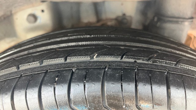 Second-hand 2018 Hyundai EON Era Plus for sale in Coimbatore-8