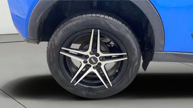 Second-hand 2020 Tata Nexon 1.2 Revotron XZ for sale in Kochi-24