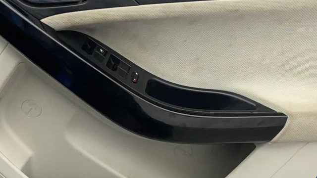 Second-hand 2020 Tata Nexon 1.2 Revotron XZ for sale in Kochi-17