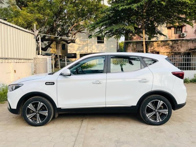 Second-hand 2020 MG ZS EV Excite for sale in Chennai-3