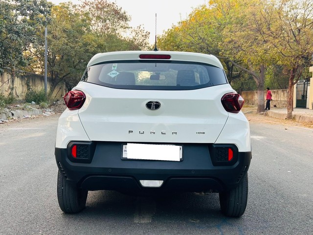 Second-hand 2024 Tata Punch Adventure CNG for sale in New Delhi-2