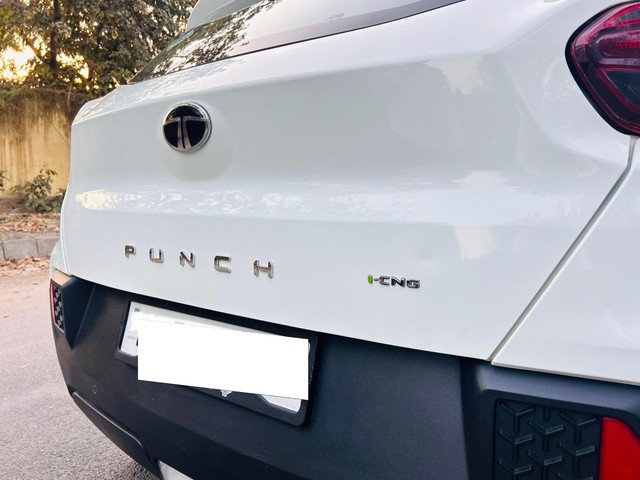 Second-hand 2024 Tata Punch Adventure CNG for sale in New Delhi-12