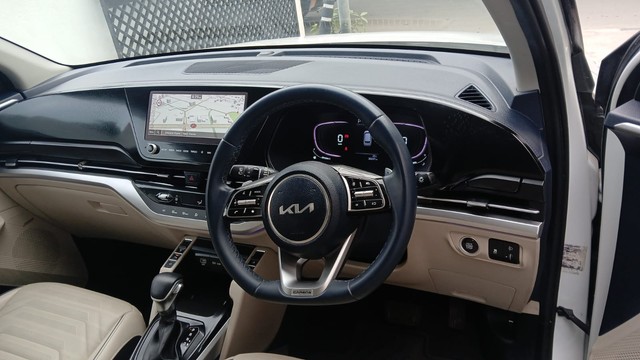 Kia Carens Luxury Plus Diesel AT 6 STR Second-hand 2023 Kia Carens Luxury Plus Diesel AT 6 STR for sale in Chennai-4