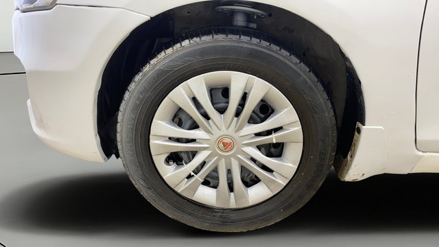 Second-hand 2016 Maruti Suzuki Ciaz VDi Plus SHVS for sale in Ahmedabad-29