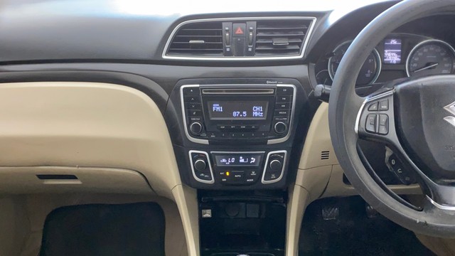 Second-hand 2016 Maruti Suzuki Ciaz VDi Plus SHVS for sale in Ahmedabad-5